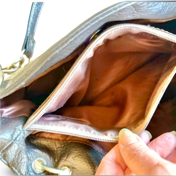 Vintage Handbag Brown Taupe Tan Side Pockets Silver Hardware - Picture 8 of 9